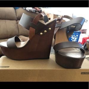 Size 8 wedges